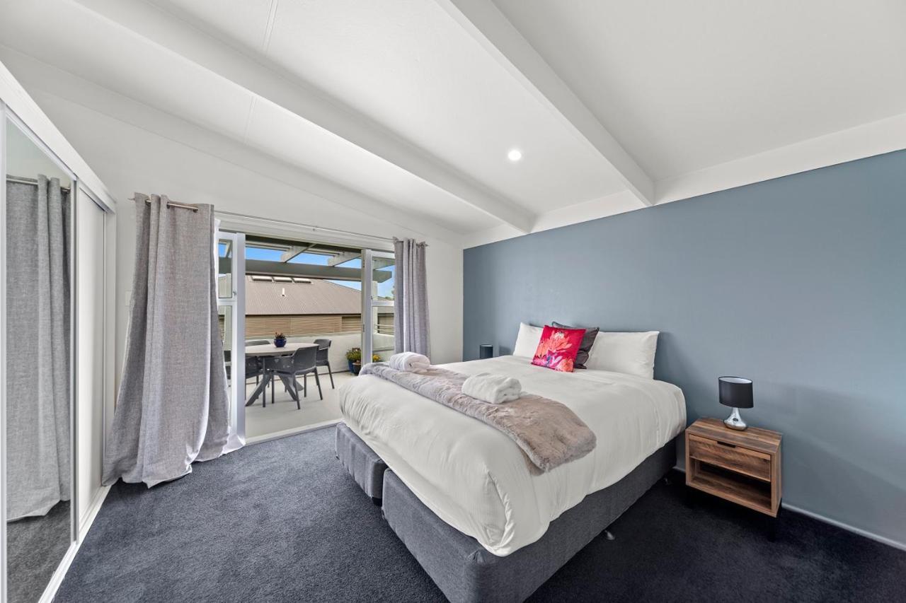 Hilltop House - Taupo Kültér fotó